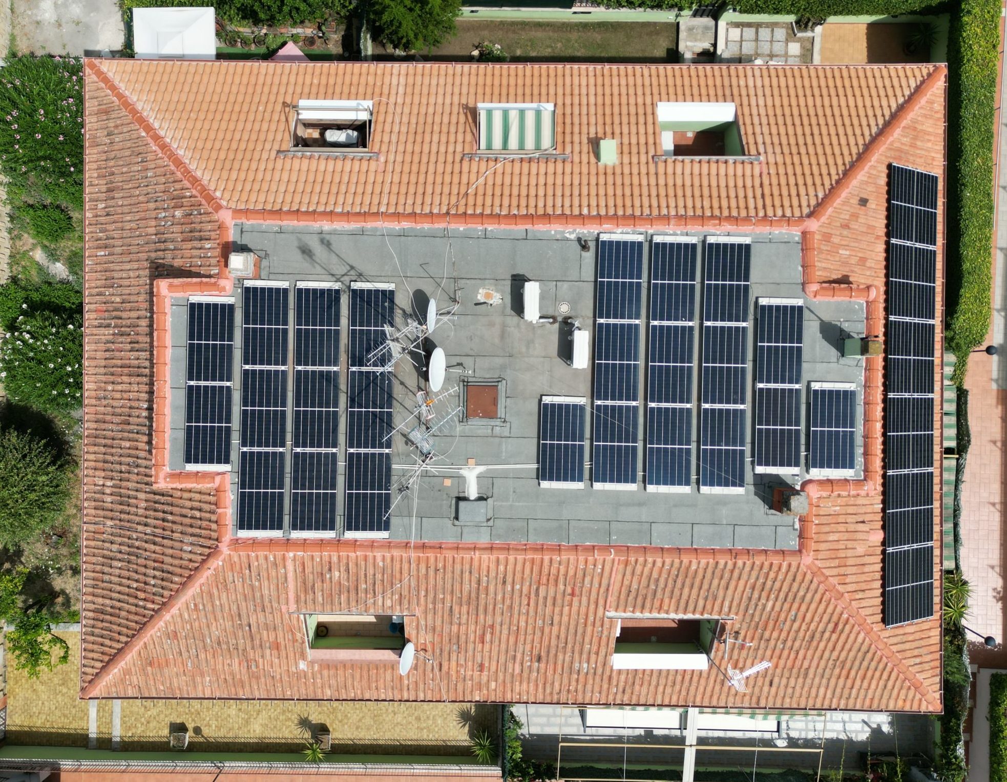 Roma Solar Array Fotovoltaico 18kW Roma IT-00172 - Seasolar Fotovoltaico